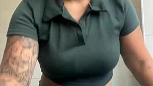 Gosto De Mostrar Minha Rachada Inchada