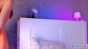 Young girl, show off those masturbating skills!