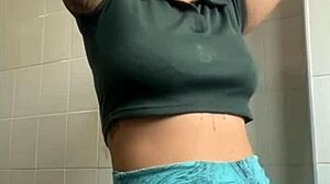 Gosto De Mostrar Minha Rachada Inchada