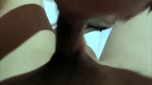 Cliente Graba Puta Mexicana Haciendole Oral Con Mano Y Lamiendo Polla