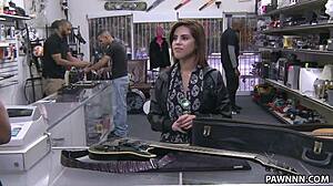 Pawnstar bangs a rockstar in hidden cam action