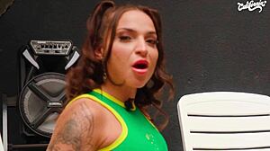 Eu Sou Louca Por Sexo - Entrevista Quente Com Alexia Dhein