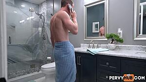 hey aria banks, need help with that big dick nick? 😜