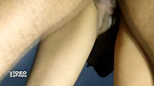 Atendente de caixa novinha dando pro gerente no deposito!