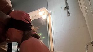 Esclave F Dressage À La Badine