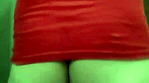 Tranny z tłustą dupą w sukience wygląda obłędnie 😘