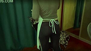 Mrs. Lazinski in salon roleplay 😏