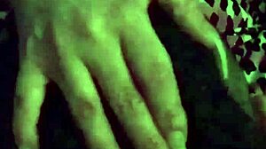 Fuschia Leopard S4 Muff Diving Close Up