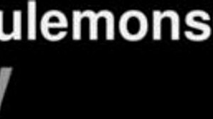 Who is sucking that huge cock in the dark?