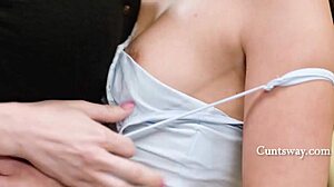 Gal ritchie, will you dive into my muff and lick my pussy hard?