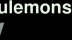 Who is sucking that huge cock in the dark?