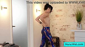 teen masseuse rubs her bush during wet sex 😏