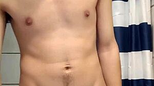 Lil Skittle Does The Helicopter!