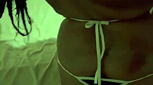 Naughty Ebony Maid Twerking Her Huge Fat Big Ass in Homemade Amateur Video