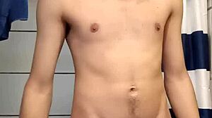 Lil Skittle Does The Helicopter!