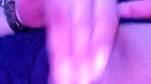 Me toco mientras veo porno 😏