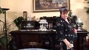 i see this chubby person in the video