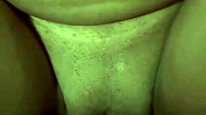 Daddy fills amateur couple's juicy pussy with cum