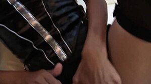 i lick her pussy to orgasm