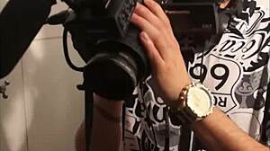 Is this redhead latina giving oral in the night club?