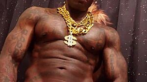 Worshipping that big black cock with hallelujah johnson 😍