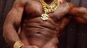 Worshipping that big black cock with hallelujah johnson 😍