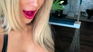 Woman Shows Off In Boots!