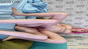 Mornin sex with my redhed girlfriend in doggystyle