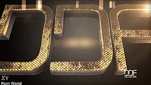 college girl fingers her shaved pussy 😏