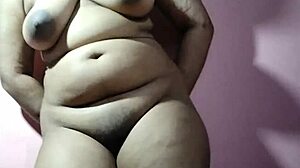 mosi sucked my huge cock and fucked pussy