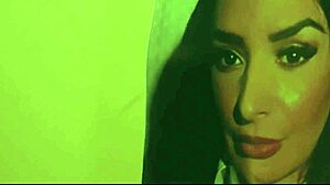 Hey, Perfect MILF Sheena Ryder, Ready to Offer That Asshole?