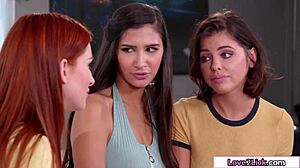 omg, these 3 hot ladies are licking each other's cunts so good 😍