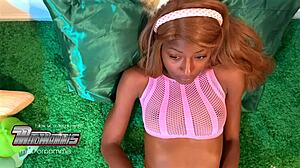 Does this innocent teen keep cumming from muff diving?