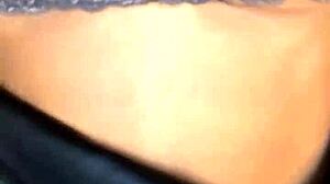 i play with vibrator then pee on myself