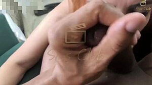 Cuckold Says Wife Loves Big Black Cock