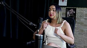 Nands Ninfetinha Sheer Red's Bisexual Group BDSM Adventure In Homemade Videos!