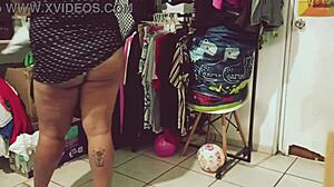 bbw gordita mexicana cleaning the room voyeur style