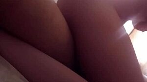 mujer delgada y culona le gusta coger con monster cock 😏