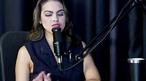 i discovered the orgy with travesti and stoped to heal