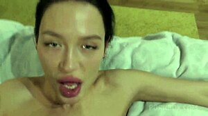 hey, umm, come visit me after school for sum fun with my tight body