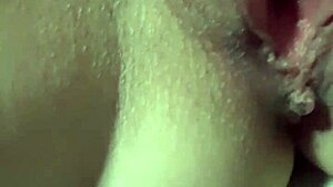 Gozada dentro da buceta da esposa após ela provocar o marido falando que quer transar com outros caras!