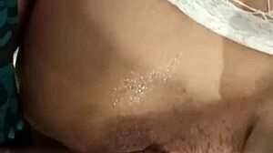 mi hermanastro me lo mete por el culo mientras uso mi vibrador