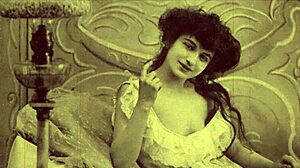 hey guys, digging this vintage erotica vibe so much right now!