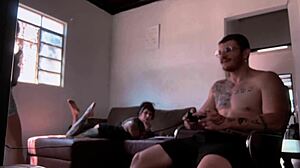 Bastidores Da Grava��o Chupando O Carmona Jogando Video Game