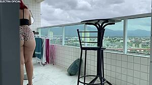 hired this maid with short shorts and delightful ass