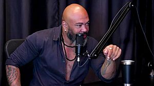 Fazia Atendimento Antes De Seu Expediente Ficou Nervosa Por Achar Que Iriam Comer Seu Cu Fez A Tatuagem Em Uma Suruba E A Sua Exposição - Annie Clementine Watch On Sheer Red