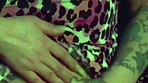 fuschia leopard s2 features italian french usa milf amateurs.