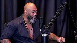 Fazia Atendimento Antes De Seu Expediente Ficou Nervosa Por Achar Que Iriam Comer Seu Cu Fez A Tatuagem Em Uma Suruba E A Sua Exposição - Annie Clementine Watch On Sheer Red