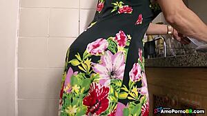 Hot Wife Intensely Gives Ass and Cums Hard in Anal Fucking