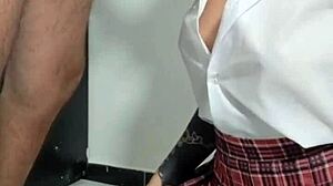 virgin girl sucks in real amateur casting 😏